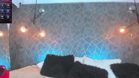 Snapshot of leigh_angels chatting on 12, 6, 2026 LEIGH ANGELS online show from 12, 6, 2026