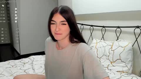 Snapshot of leila_4ever chatting on 12, 3, 2025 Leila online show from 12, 3, 2025