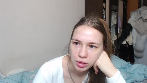 leila_bambi online show from 4, 2, 2025