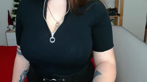 Leila online show from 5, 2, 2025