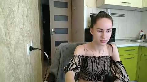 Snapshot of leila_monaco chatting on 20, 9, 2025 Leila online show from 20, 9, 2025