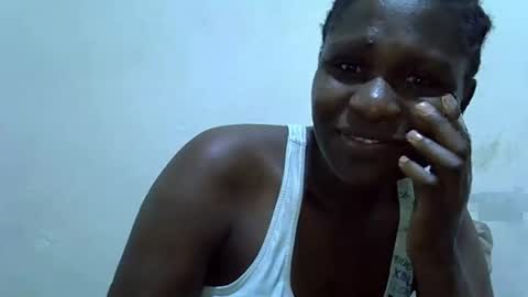 Snapshot of leilacuty13 chatting on 3, 10, 2025 leilacuty13 online show from 3, 10, 2025