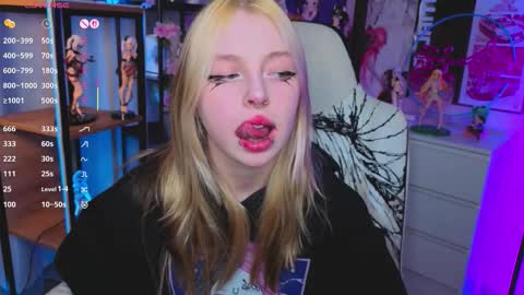 Leila online show from 8, 10, 2025