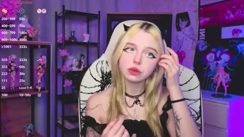 Leila online show from 15, 11, 2025