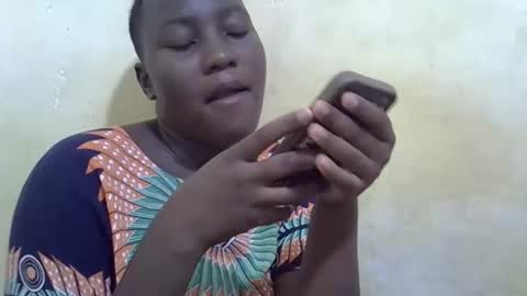 leilah_cute19 online show from 9, 5, 2026