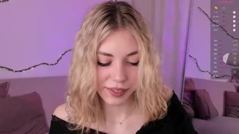 Snapshot of leilalafleur_ chatting on 28, 2, 2026 leilalafleur_ online show from 28, 2, 2026