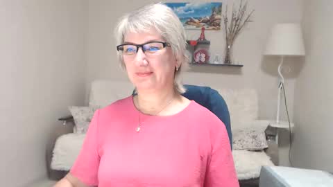 Leila Kinky online show from 22, 10, 2025