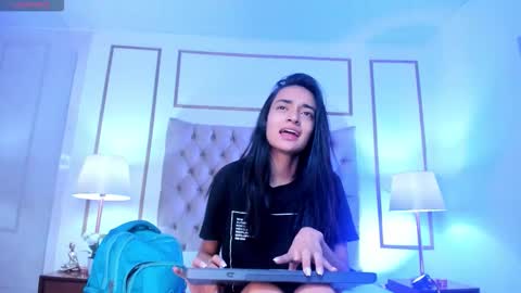Snapshot of leilani_x chatting on 16, 9, 2025 leilani_x online show from 16, 9, 2025