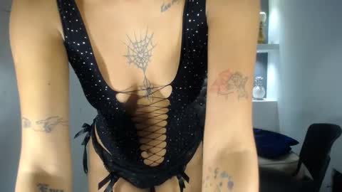 Snapshot of leilasweetxx chatting on 1, 2, 2025 Mar online show from 1, 2, 2025
