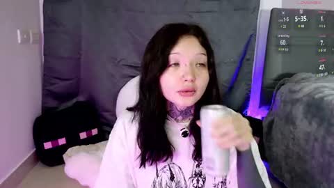 Snapshot of lein_bone chatting on 2, 8, 2026 Lein online show from 2, 8, 2026
