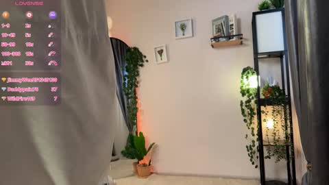 Lela online show from 6, 3, 2025