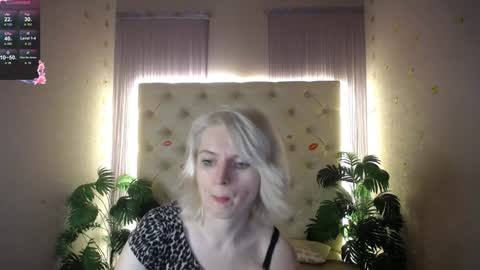 Lena online show from 30, 1, 2025