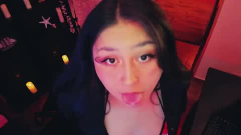 Lenna Kang online show from 20, 2, 2025