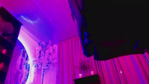 Lenna Kang online show from 8, 3, 2026