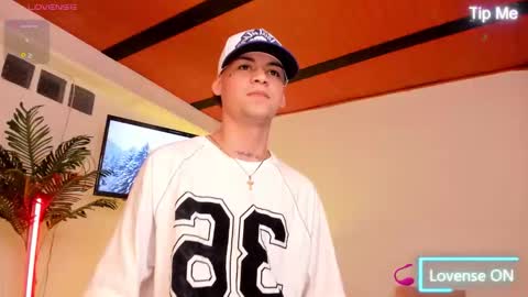 Lenner INDEPENDENT MODEL online show from 4, 12, 2025