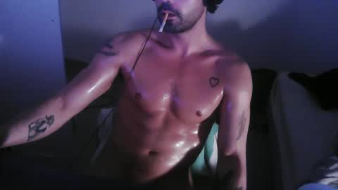 Snapshot of leo1991lol chatting on 7, 1, 2025 leo1991lol online show from 7, 1, 2025