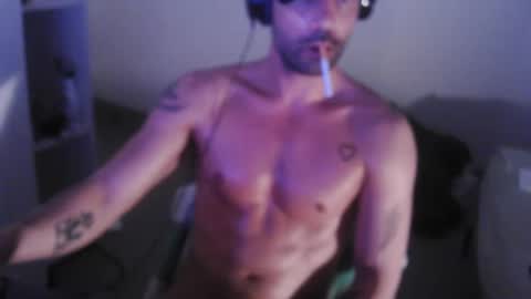 Snapshot of leo1991lol chatting on 21, 2, 2025 leo1991lol online show from 21, 2, 2025