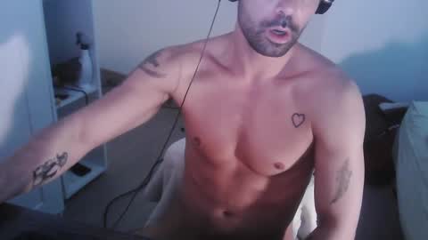 Snapshot of leo1991lol chatting on 5, 3, 2025 leo1991lol online show from 5, 3, 2025