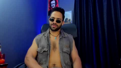 Snapshot of leo_diaz01 chatting on 21, 1, 2025 Leo Diaz online show from 21, 1, 2025
