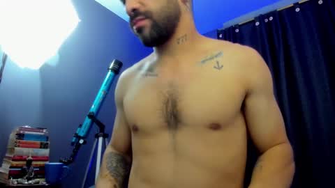 Snapshot of leo_diaz01 chatting on 17, 2, 2025 Leo Diaz online show from 17, 2, 2025