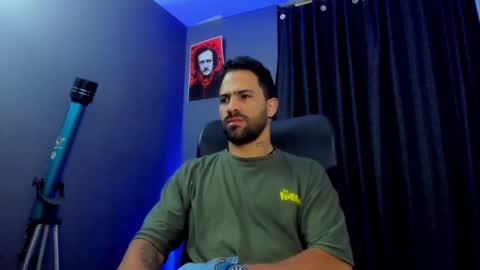 Snapshot of leo_diaz01 chatting on 7, 3, 2025 Leo Diaz online show from 7, 3, 2025