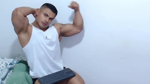 Snapshot of leo_muscleboy chatting on 15, 5, 2026 Leo online show from 15, 5, 2026