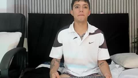 Snapshot of leohard_ chatting on 18, 1, 2026 leohard_ online show from 18, 1, 2026