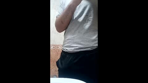 Snapshot of leohot2ss chatting on 13, 5, 2026 leohot2ss online show from 13, 5, 2026