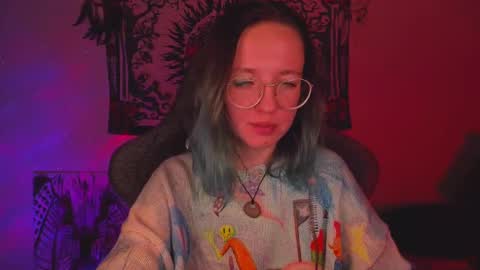 leona online show from 17, 12, 2024