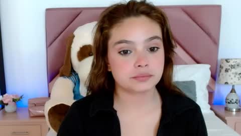 Snapshot of leonacutecam chatting on 7, 7, 2026 LUCY online show from 7, 7, 2026