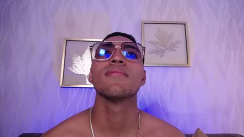 Leon online show from 3, 12, 2025