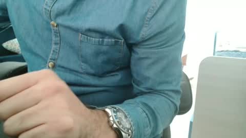 Snapshot of leone44 chatting on 3, 10, 2025 angel e sonia online show from 3, 10, 2025