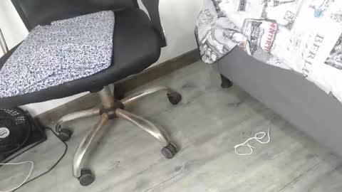 Leonella online show from 3, 1, 2025