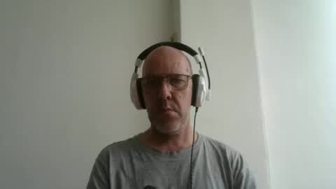 leonew71 online show from 13, 4, 2026