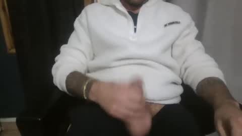 Snapshot of leonidascum chatting on 11, 12, 2024 leonidascum online show from 11, 12, 2024