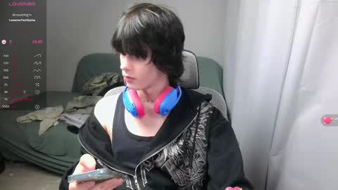 Snapshot of leonkissboy chatting on 26, 2, 2026 leonkissboy online show from 26, 2, 2026