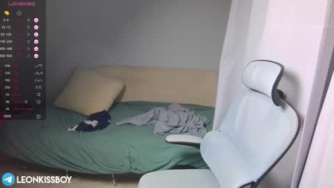 leonkissboy online show from 18, 3, 2026