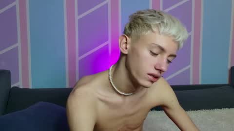 Snapshot of leonlure chatting on 8, 1, 2026 leonlure online show from 8, 1, 2026