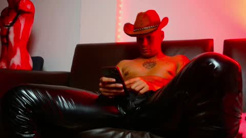 Snapshot of leonnardojaramillo chatting on 23, 1, 2025 Lenardo jaramillo online show from 23, 1, 2025