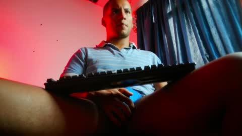 Snapshot of leonnardojaramillo chatting on 6, 2, 2025 Lenardo jaramillo online show from 6, 2, 2025