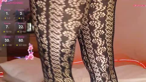 Snapshot of leonora_luxry_ chatting on 26, 9, 2025 My name is Leonora Pleasures to see you Follow me here and instagram online show from 26, 9, 2025