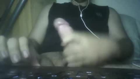 Snapshot of leoonel_95 chatting on 17, 11, 2025 leoonel_95 online show from 17, 11, 2025