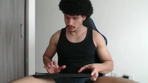 leostorm25 online show from 23, 10, 2025