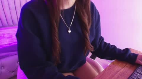 Snapshot of leri_rose_ chatting on 7, 5, 2026 online show from 7, 5, 2026