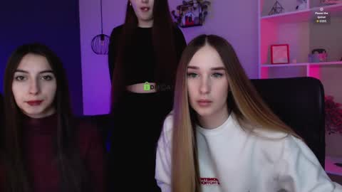 leslie_bird online show from 19, 3, 2026