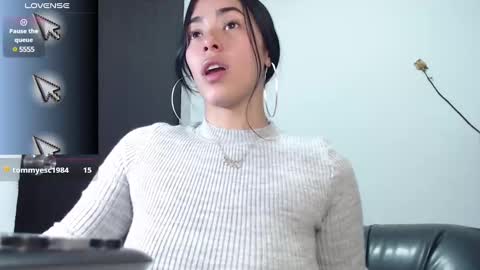 leslie  online show from 29, 1, 2025