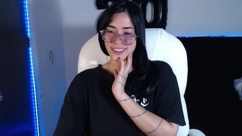 leslie  online show from 12, 3, 2025