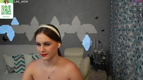 LeslieKorfs online show from 29, 1, 2025