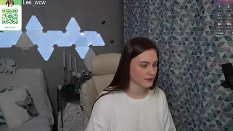 LeslieKorfs online show from 1, 3, 2025