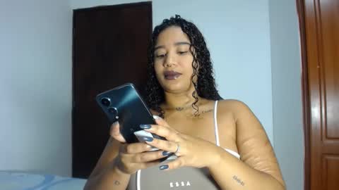 lesly online show from 19, 2, 2025